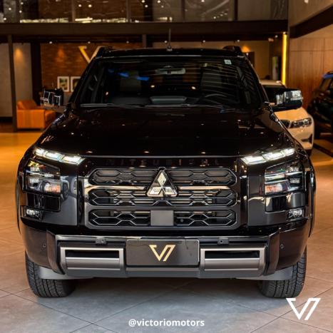 MITSUBISHI L 200 Triton 2.4 KATANA BITURBO DIESEL CABINE DUPLA 4X4 AUTOMTICO, Foto 6