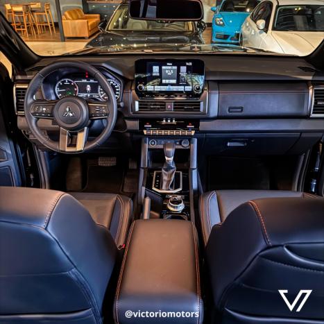 MITSUBISHI L 200 Triton 2.4 KATANA BITURBO DIESEL CABINE DUPLA 4X4 AUTOMTICO, Foto 9