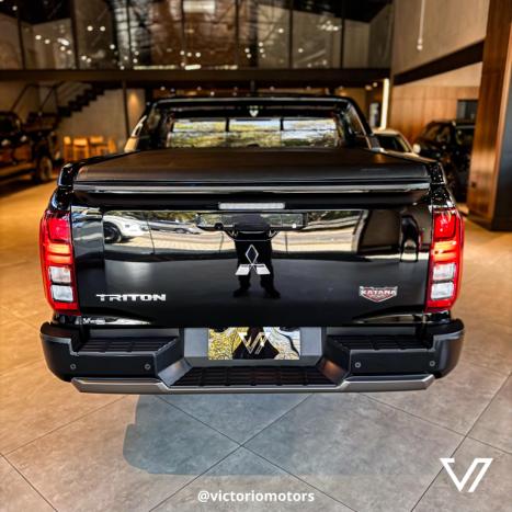 MITSUBISHI L 200 Triton 2.4 KATANA BITURBO DIESEL CABINE DUPLA 4X4 AUTOMTICO, Foto 19