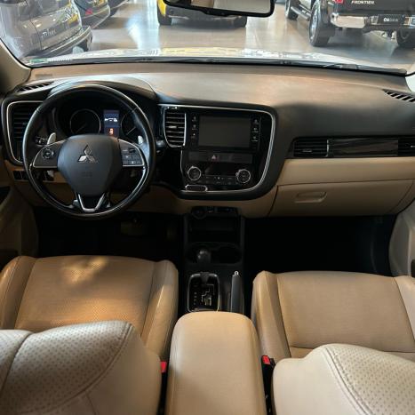 MITSUBISHI Outlander 2.2 16V 4P 4X4 DIESEL AUTOMTICO, Foto 15