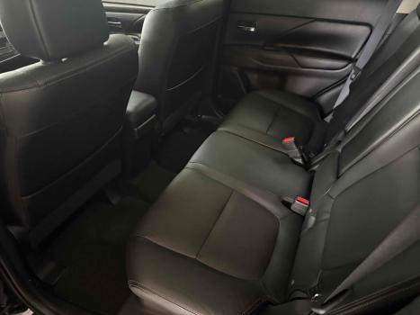 MITSUBISHI Outlander 2.0 16V 4P AUTOMTICO, Foto 5