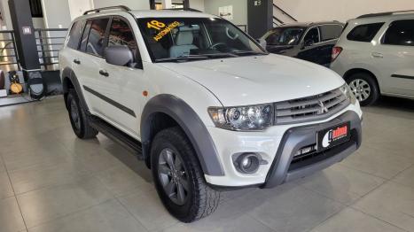 MITSUBISHI Pajero 3.2 16V 4P 4X4 OUTDOOR TURBO DIESEL INTERCOOLER AUTOMTICO, Foto 1
