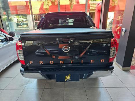 NISSAN Frontier 2.3 X-GEAR EDITION CABINE DUPLA 4X4 BI-TURBO DIESEL AUTOMTICO, Foto 17