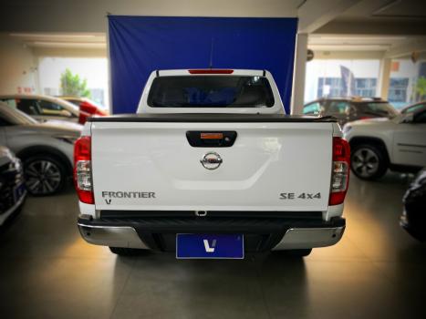 NISSAN Frontier 2.3 16V SE 4X4 CABINE DUPLA BI-TURBO DIESEL AUTOMTICO, Foto 5