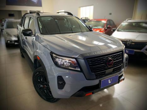 NISSAN Frontier 2.3 16V PRO4X CABINE DUPLA 4X4 BI-TURBO DIESEL AUTOMTICO, Foto 3