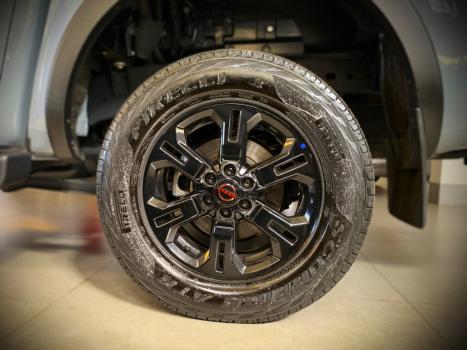 NISSAN Frontier 2.3 16V PRO4X CABINE DUPLA 4X4 BI-TURBO DIESEL AUTOMTICO, Foto 14