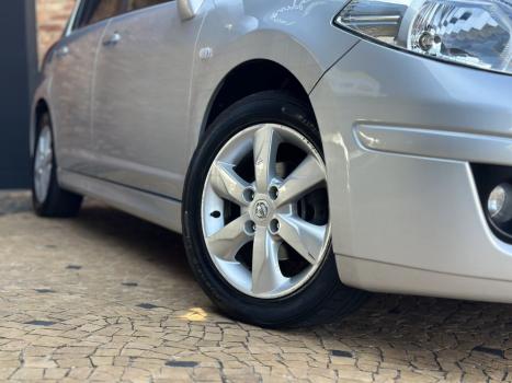 NISSAN Tiida Hatch 1.8 16V 4P SL FLEX AUTOMTICO, Foto 3