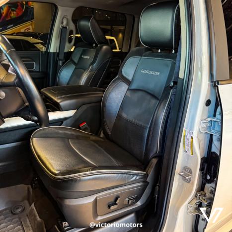 RAM 2500 6.7 I6 24V SLT CABINE DUPLA TURBO DIESEL LARAMIE 4X4 AUTOMTICO, Foto 16