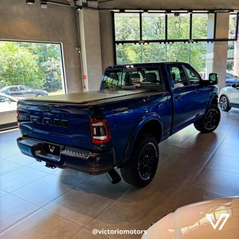 RAM 2500 6.7 I6 24V SLT CABINE DUPLA TURBO DIESEL NIGHT EDITION 4X4 AUTOMTICO, Foto 17