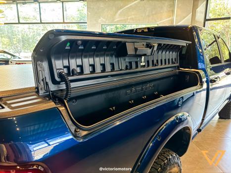 RAM 2500 6.7 I6 24V SLT CABINE DUPLA TURBO DIESEL NIGHT EDITION 4X4 AUTOMTICO, Foto 17
