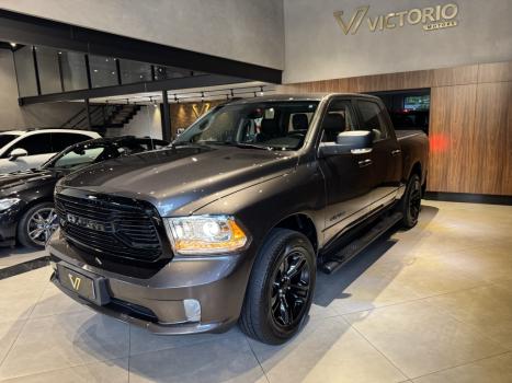 RAM Classic 5.7 V8 32V 4P HEMI LARAMIE NIGHT EDITION AUTOMTICO, Foto 1