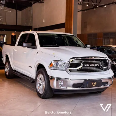 RAM Classic 5.7 V8 32V 4P HEMI LARAMIE AUTOMTICO, Foto 5