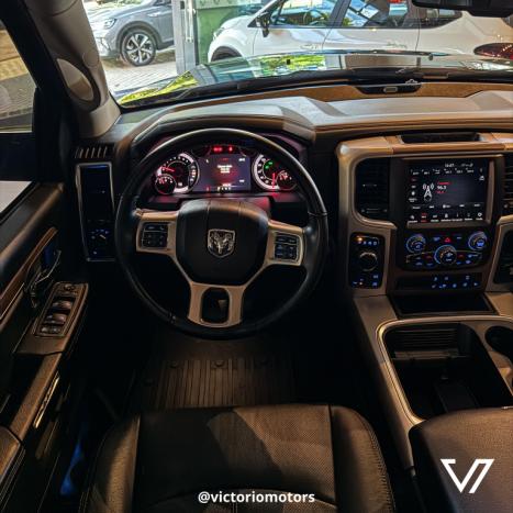 RAM Classic 5.7 V8 32V 4P HEMI LARAMIE NIGHT EDITION AUTOMTICO, Foto 12