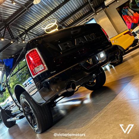 RAM Classic 5.7 V8 32V 4P HEMI LARAMIE NIGHT EDITION AUTOMTICO, Foto 19