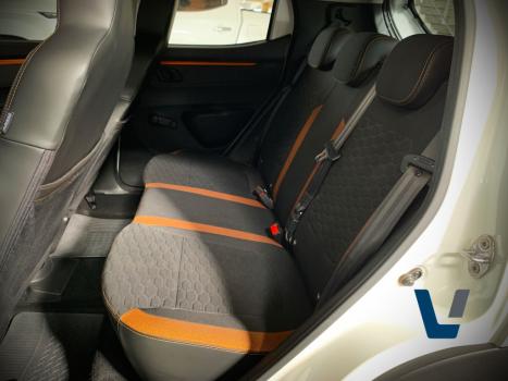 RENAULT Kwid 1.0 12V 4P SCE FLEX OUTSIDER, Foto 10