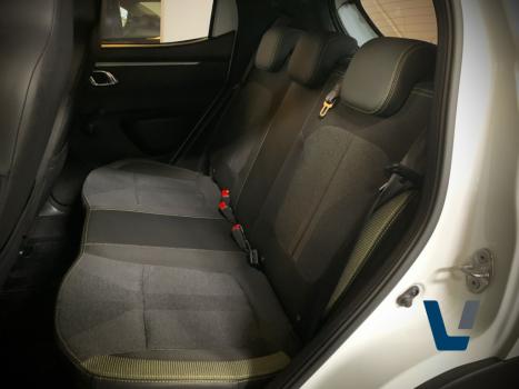 RENAULT Kwid 1.0 12V 4P SCE FLEX OUTSIDER, Foto 11