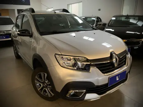 RENAULT Sandero 1.6 16V 4P SCE FLEX STEPWAY ICONIC X-TRONIC AUTOMTICO CVT, Foto 2