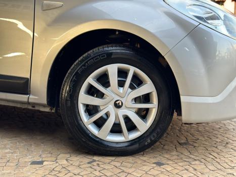 RENAULT Sandero 1.6 4P FLEX PRIVILGE , Foto 3