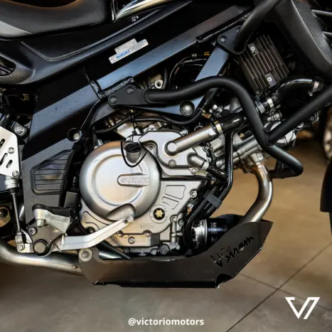 SUZUKI V-Strom DL 650 XT, Foto 19