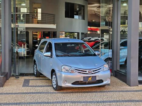 TOYOTA Etios Hatch 1.3 16V 4P FLEX X, Foto 17