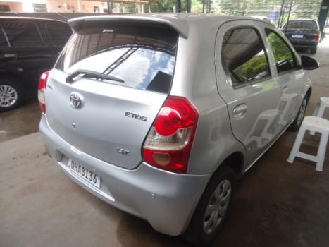 TOYOTA Etios Hatch 1.3 16V 4P FLEX X, Foto 6