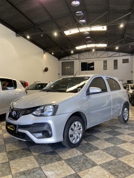 TOYOTA Etios Hatch 1.3 16V 4P FLEX X, Foto 8