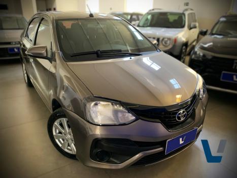 TOYOTA Etios Sedan 1.5 16V 4P FLEX X PLUS AUTOMTICO, Foto 3