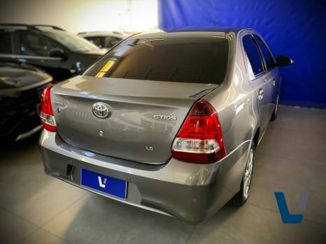 TOYOTA Etios Sedan 1.5 16V 4P FLEX X PLUS AUTOMTICO, Foto 4