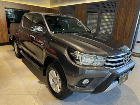 TOYOTA Hilux Caminhonete 2.7 16V 4P SRV FLEX CABINE DUPLA AUTOMTICO, Foto 5