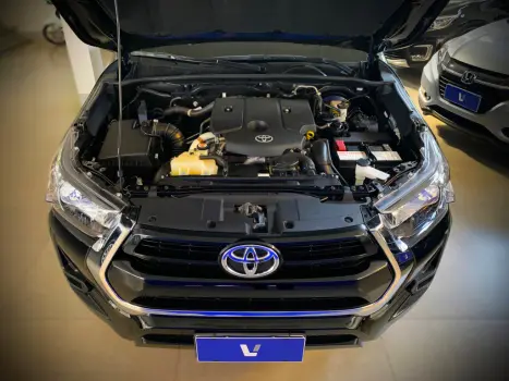 TOYOTA Hilux Caminhonete 2.8 16V SRV 4X4 DIESEL CABINE DUPLA AUTOMTICO, Foto 11