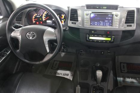 TOYOTA Hilux Caminhonete 3.0 4P 4X4 SRV TURBO DIESEL CABINE DUPLA AUTOMTICO, Foto 21