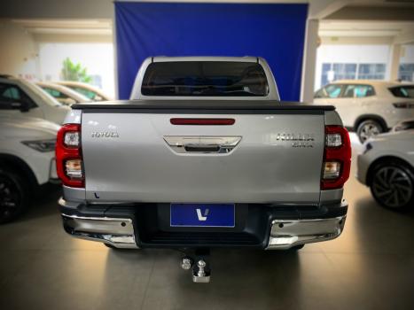 TOYOTA Hilux Caminhonete 2.8 16V SRX 4X4 DIESEL CABINE DUPLA AUTOMTICO, Foto 5