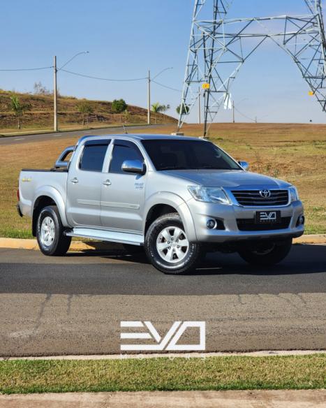 TOYOTA Hilux Caminhonete 2.7 16V 4P SRV FLEX 4X4  CABINE DUPLA AUTOMTICO, Foto 3