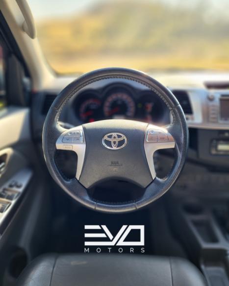 TOYOTA Hilux Caminhonete 2.7 16V 4P SRV FLEX 4X4  CABINE DUPLA AUTOMTICO, Foto 11
