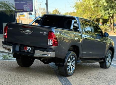 TOYOTA Hilux Caminhonete 2.8 16V SRV 4X4 DIESEL CABINE DUPLA AUTOMTICO, Foto 6