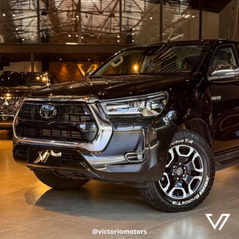 TOYOTA Hilux Caminhonete 2.8 16V SRX 4X4 TURBO DIESEL CABINE DUPLA AUTOMTICO, Foto 2