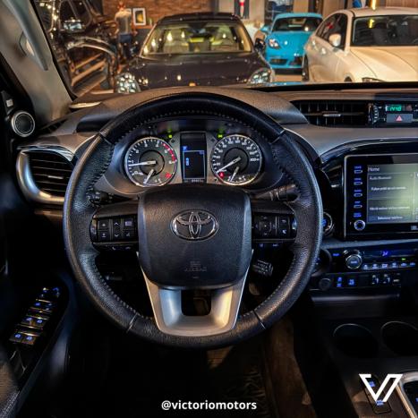 TOYOTA Hilux Caminhonete 2.8 16V SRX 4X4 TURBO DIESEL CABINE DUPLA AUTOMTICO, Foto 8