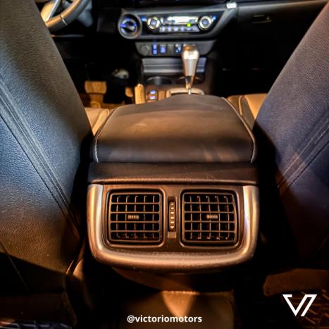 TOYOTA Hilux Caminhonete 2.8 16V SRX 4X4 TURBO DIESEL CABINE DUPLA AUTOMTICO, Foto 9