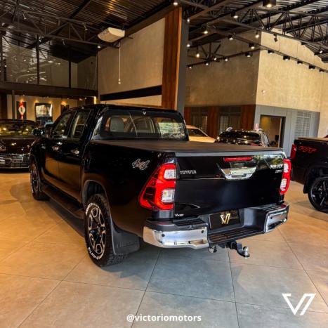 TOYOTA Hilux Caminhonete 2.8 16V SRX 4X4 TURBO DIESEL CABINE DUPLA AUTOMTICO, Foto 17