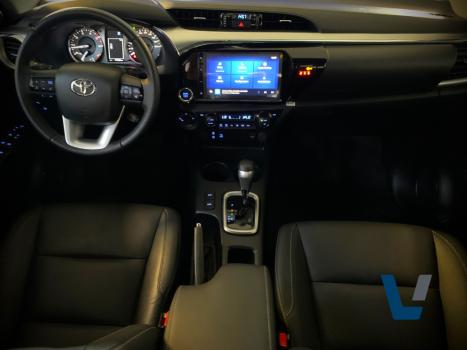 TOYOTA Hilux Caminhonete 2.8 16V SRV 4X4 DIESEL CABINE DUPLA AUTOMTICO, Foto 8
