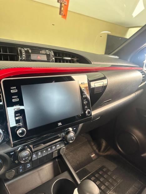 TOYOTA Hilux Caminhonete 2.8 16V GR SPORT 4X4 TURBO DIESEL CABINE DUPLA AUTOMTICO, Foto 4