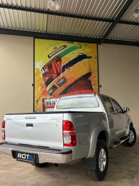 TOYOTA Hilux Caminhonete 2.7 16V 4P SR FLEX CABINE DUPLA, Foto 4