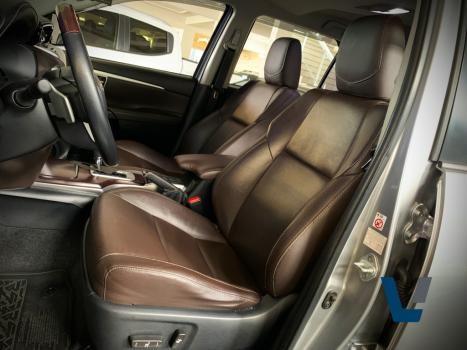 TOYOTA Hilux SW4 2.8 16V 4P SRX 4X4 7 LUGARES TURBO DIESEL AUTOMTICO, Foto 10
