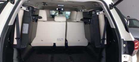 TOYOTA Hilux SW4 2.8 4P SRX 4X4 DIAMOND 7 LUGARES TURBO DIESEL AUTOMTICO, Foto 13