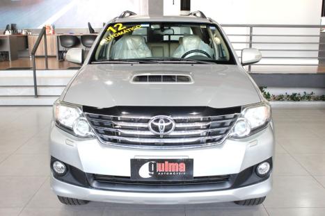 TOYOTA Hilux SW4 3.0 16V 4P SRV 4X4 TURBO DIESEL AUTOMTICO, Foto 2