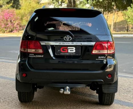 TOYOTA Hilux SW4 3.0 16V 4P SRV 4X4 TURBO DIESEL AUTOMTICO, Foto 4