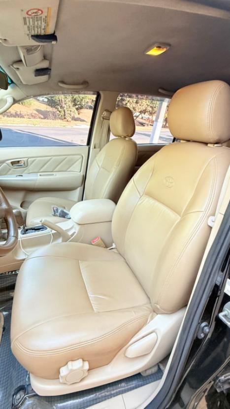 TOYOTA Hilux SW4 3.0 16V 4P SRV 4X4 TURBO DIESEL AUTOMTICO, Foto 9
