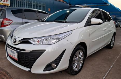 TOYOTA Yaris Hatch 1.3 16V 4P FLEX XL MULTIDRIVE AUTOMTICO CVT, Foto 2