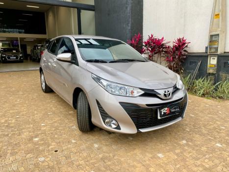 TOYOTA Yaris Hatch 1.3 16V 4P FLEX XL, Foto 3