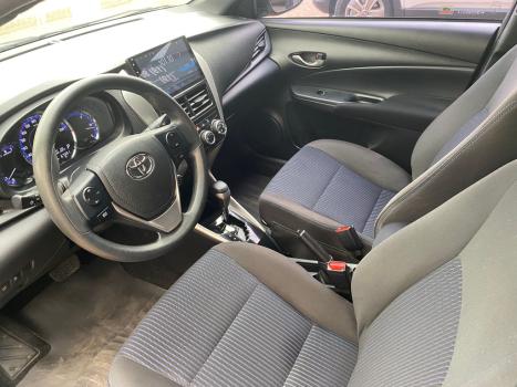 TOYOTA Yaris Hatch 1.3 16V 4P FLEX XL, Foto 9